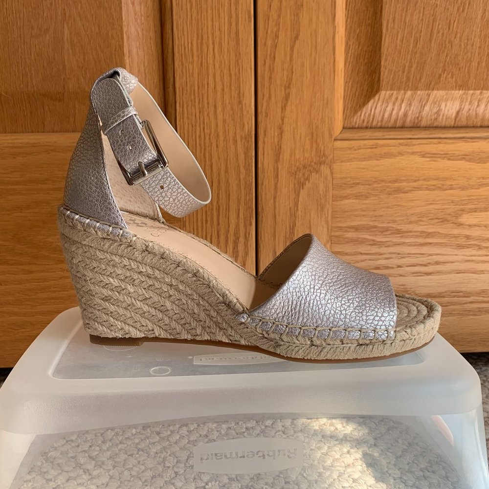 VINCE CAMUTO - Leera Espadrille Wedge Sandal - NEW, No Box - Picture 7 of 12
